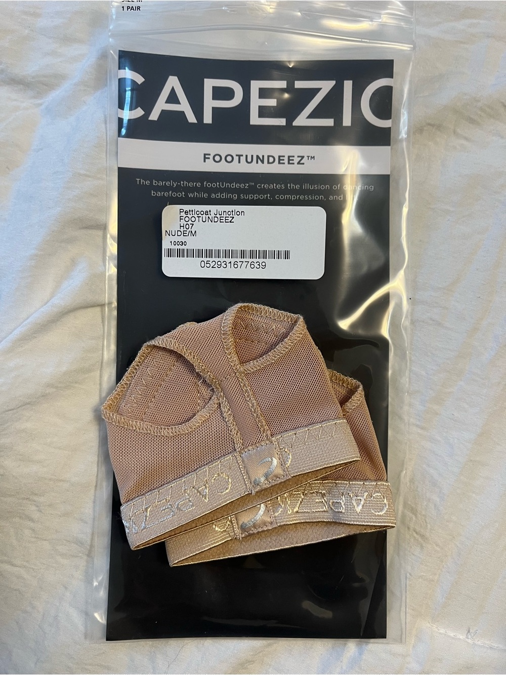 Capezio tan-beige footundeez size medium